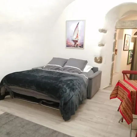 Neuf A 15mn De La Apartamento Occhiatana
